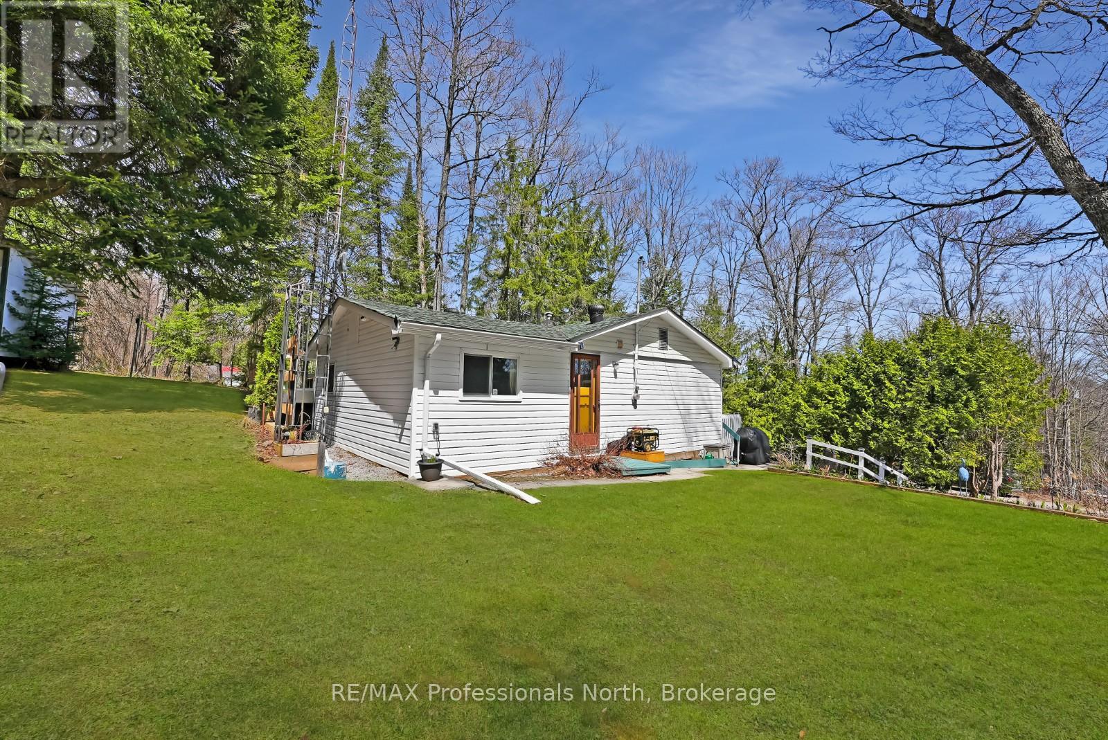 1039 Grace River Road, Highlands East, Ontario  K0L 3C0 - Photo 22 - X12124622