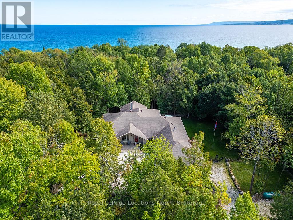 177 Harbour Beach Drive, Meaford, Ontario  N4L 1W5 - Photo 3 - X12124653