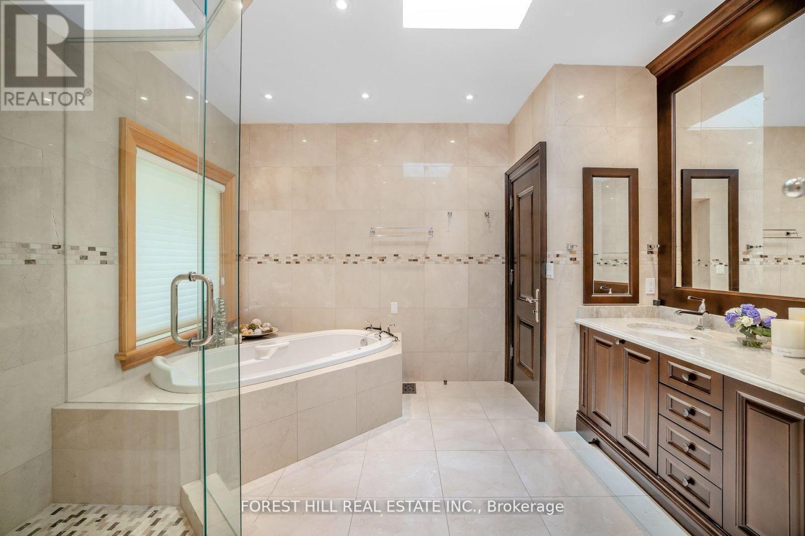 38 Greengate Road, Toronto, Ontario  M3B 1E8 - Photo 22 - C12124587