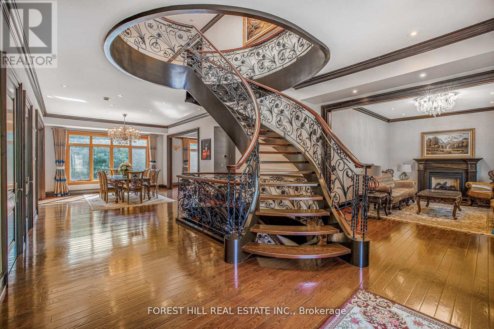 38 Greengate Road, Toronto, Ontario  M3B 1E8 - Photo 4 - C12124587