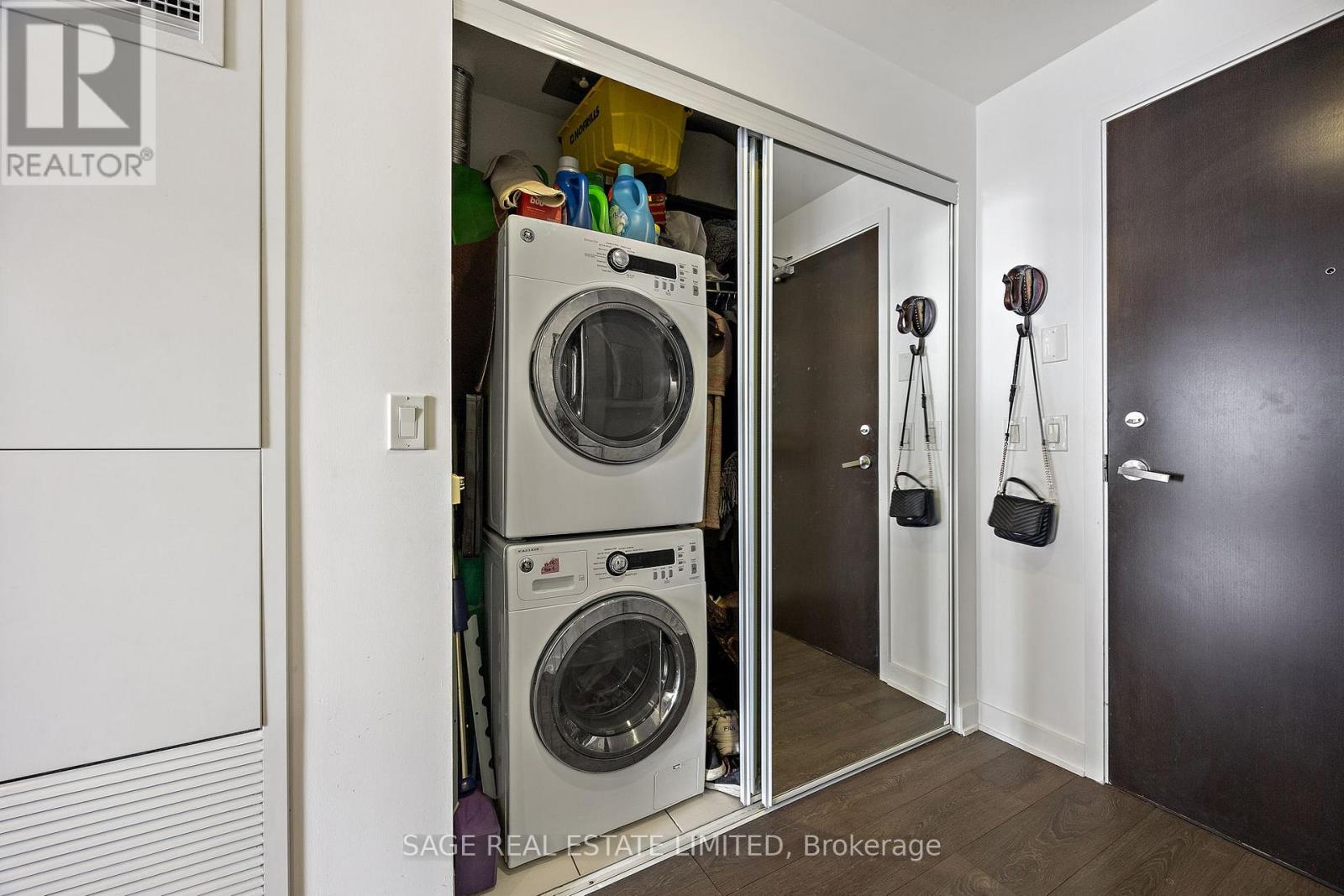 1904 - 55 Regent Park Boulevard, Toronto, Ontario  M5A 0C2 - Photo 21 - C12124631