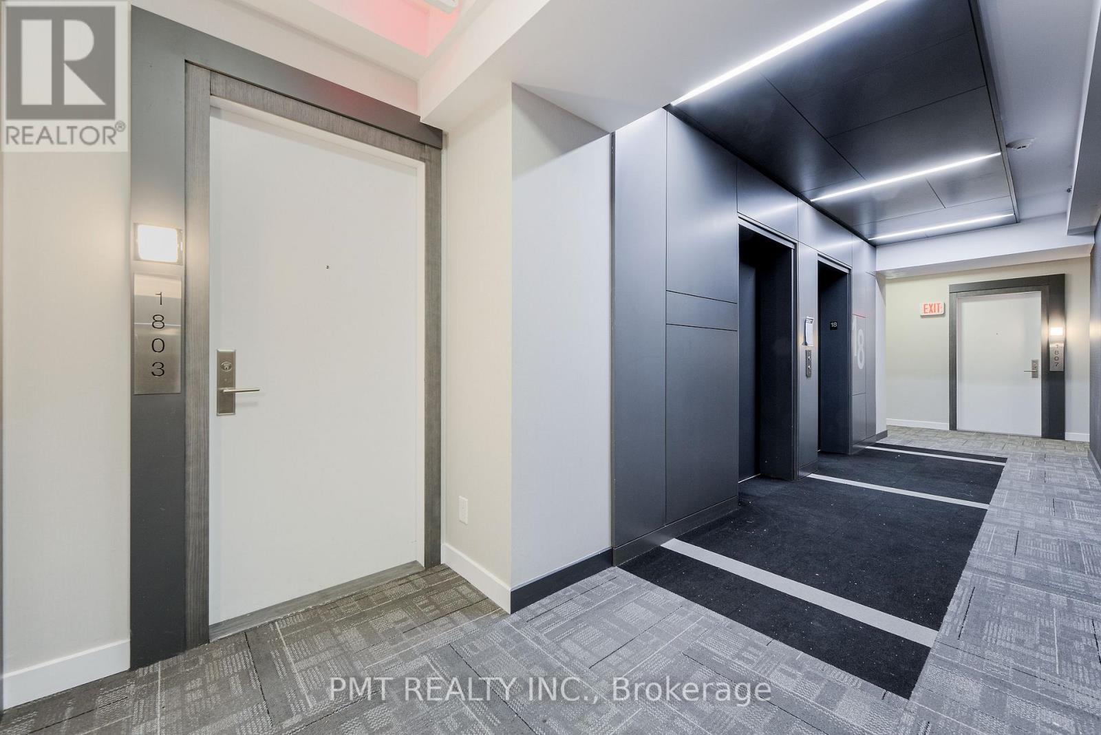 1803 - 318 Richmond Street W, Toronto, Ontario  M5V 1X2 - Photo 4 - C12124736