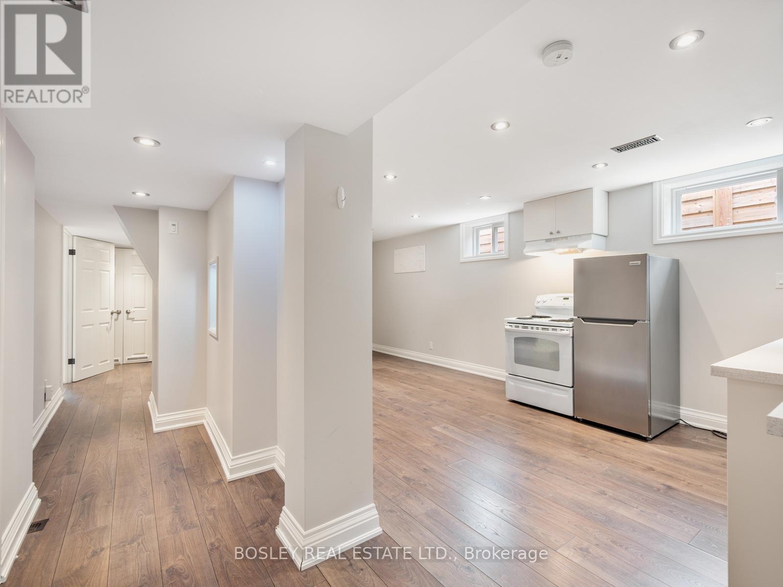 2744 Truscott Drive, Mississauga, Ontario  L5J 2B7 - Photo 29 - W12124500