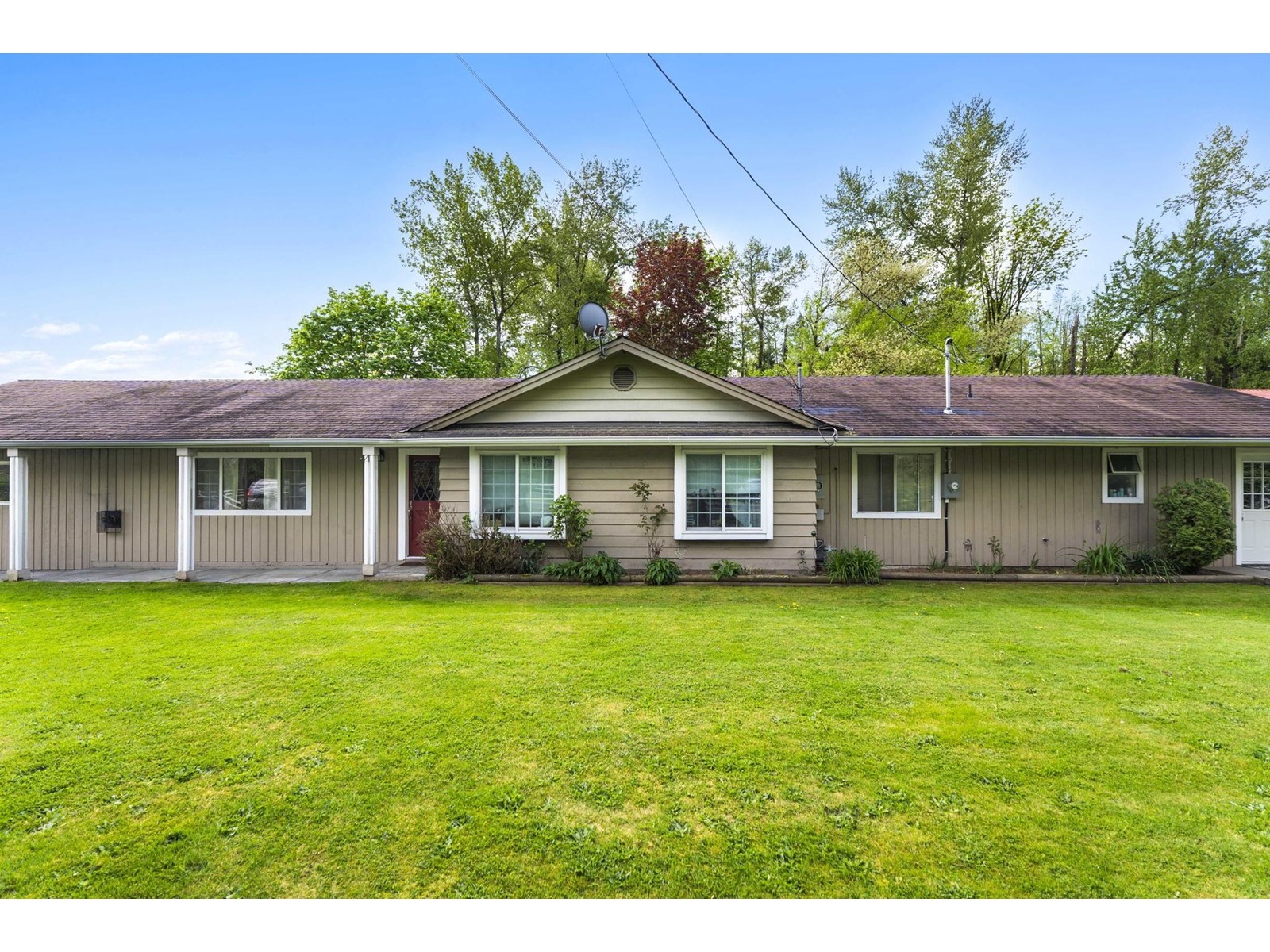 24960 Robertson Crescent, Langley, British Columbia  V4W 1W9 - Photo 2 - R2997032
