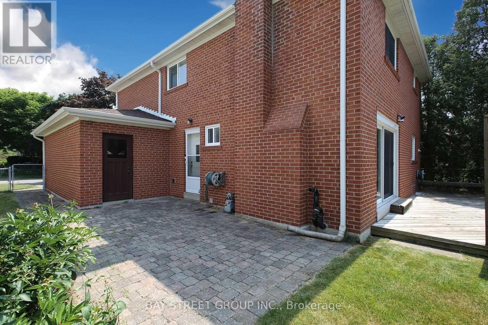 69 Shellamwood Trail, Toronto, Ontario  M1S 2M9 - Photo 10 - E12124667