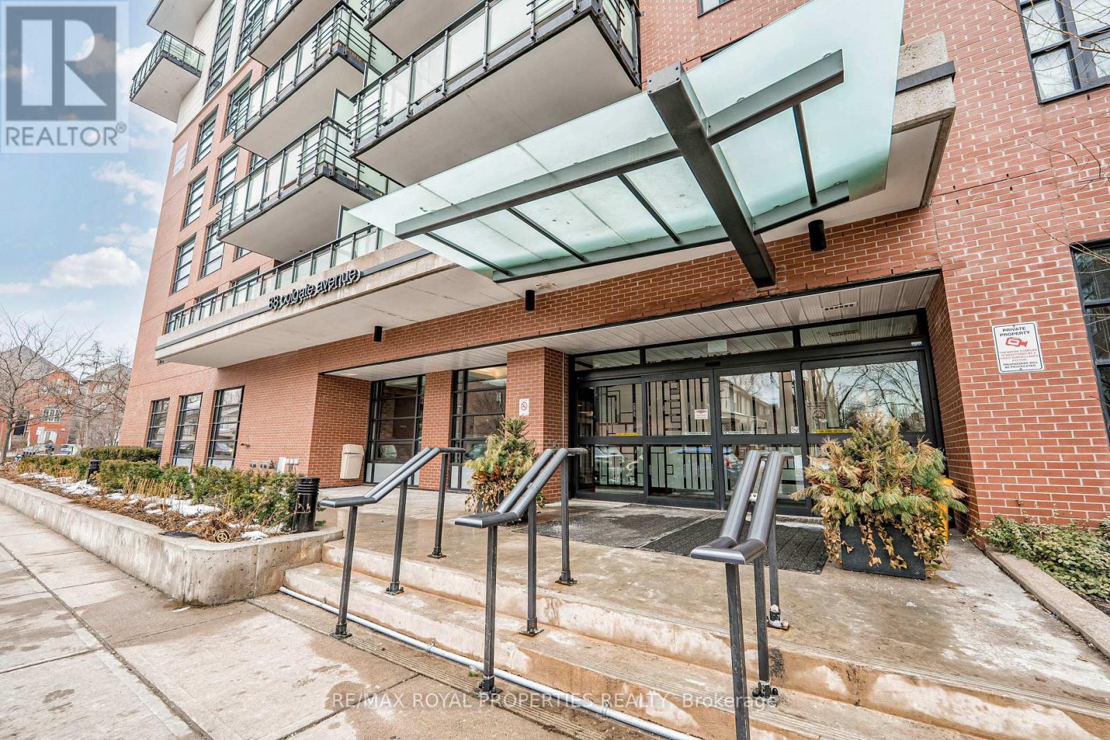 328 - 88 Colgate Avenue, Toronto, Ontario  M4M 0A6 - Photo 4 - E12124692