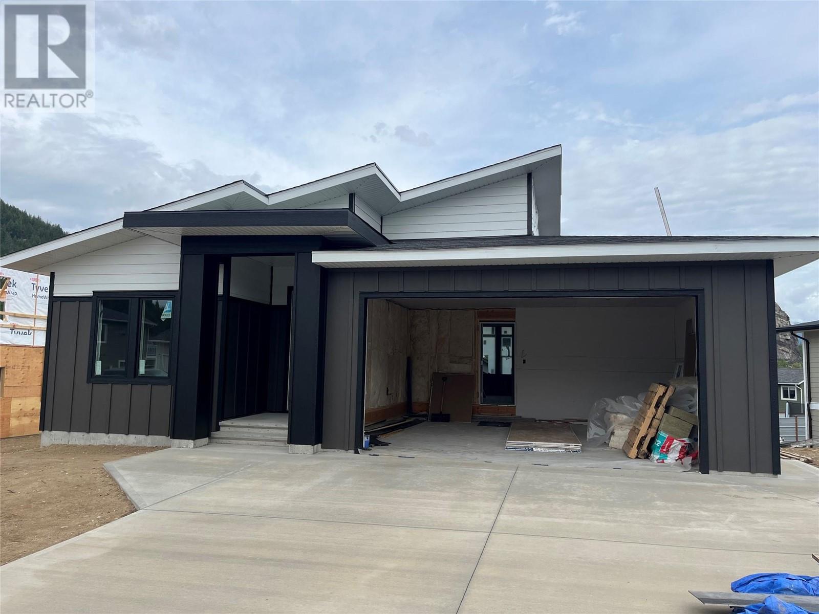 Property at 1509 Aspen Lane image 1