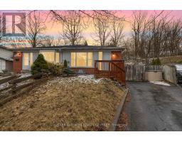 781 GREENFIELD CRESCENT, Newmarket, Ontario