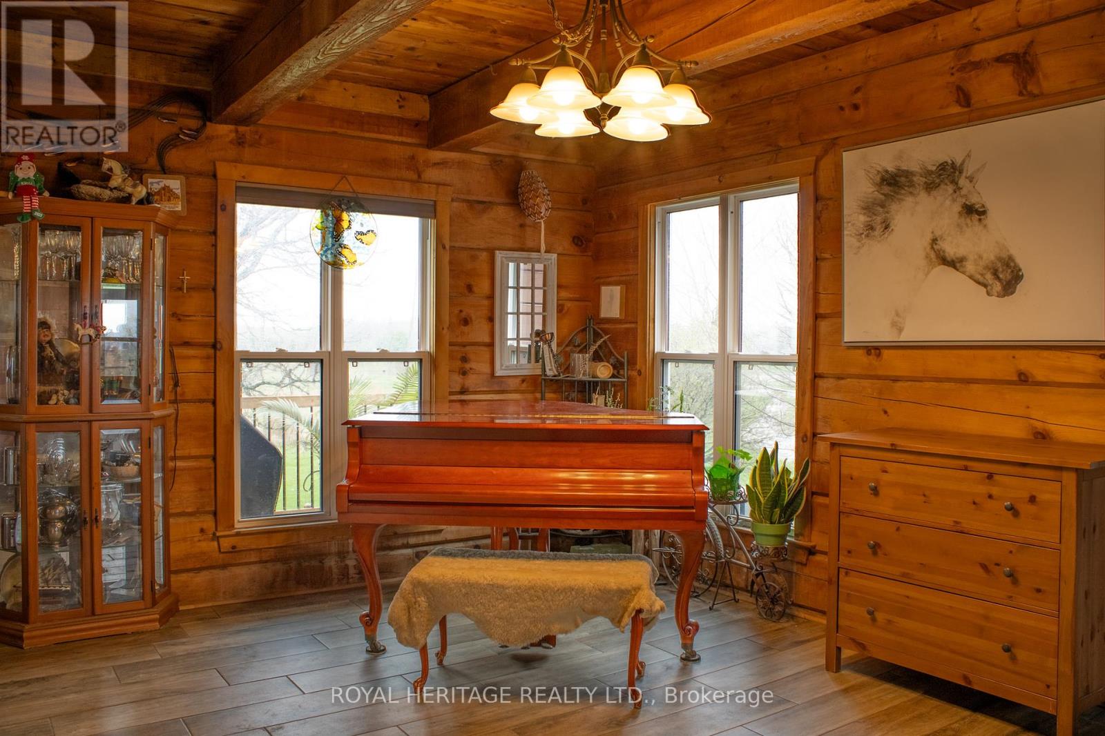 540 Kirkfield Road, Kawartha Lakes, Ontario  K0M 2T0 - Photo 8 - X12124758