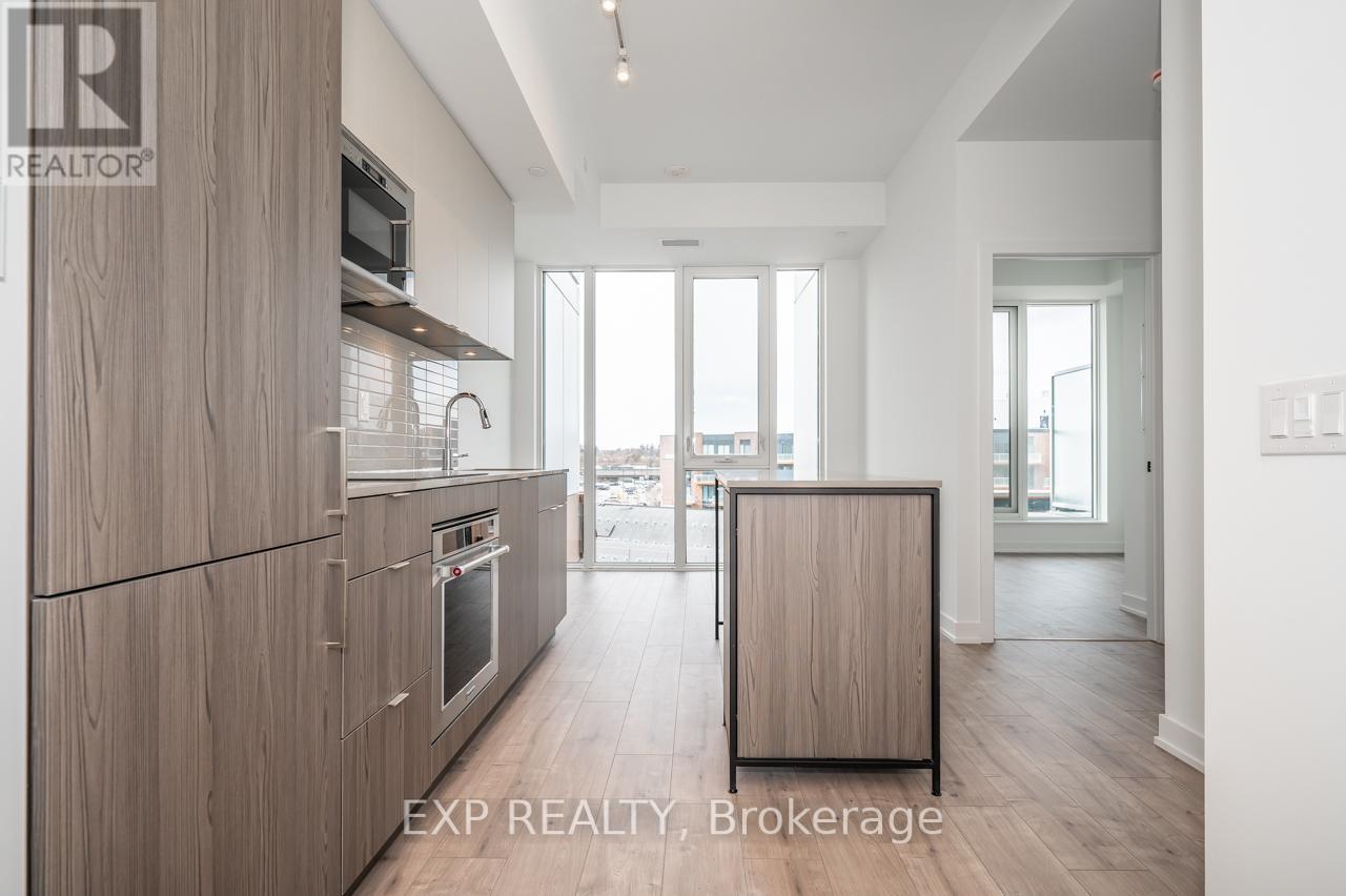 517 - 220 Missinnihe Way, Mississauga, Ontario  L5H 0A9 - Photo 4 - W12124634
