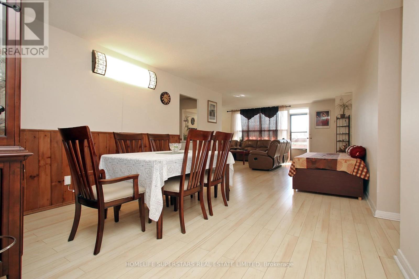 307 - 45 Silverstone Drive, Toronto (Mount Olive-Silverstone-Jamestown), Ontario  M9V 4B1 - Photo 5 - W12124660