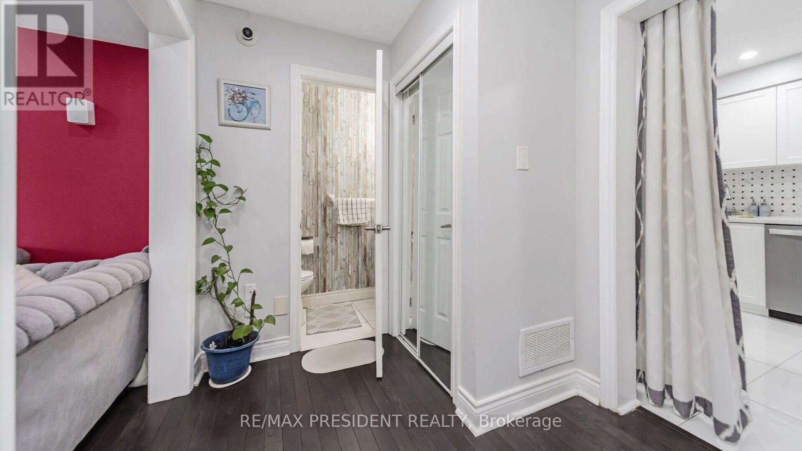 19 Quail Feather Crescent, Brampton, Ontario  L6R 1S7 - Photo 13 - W12124696