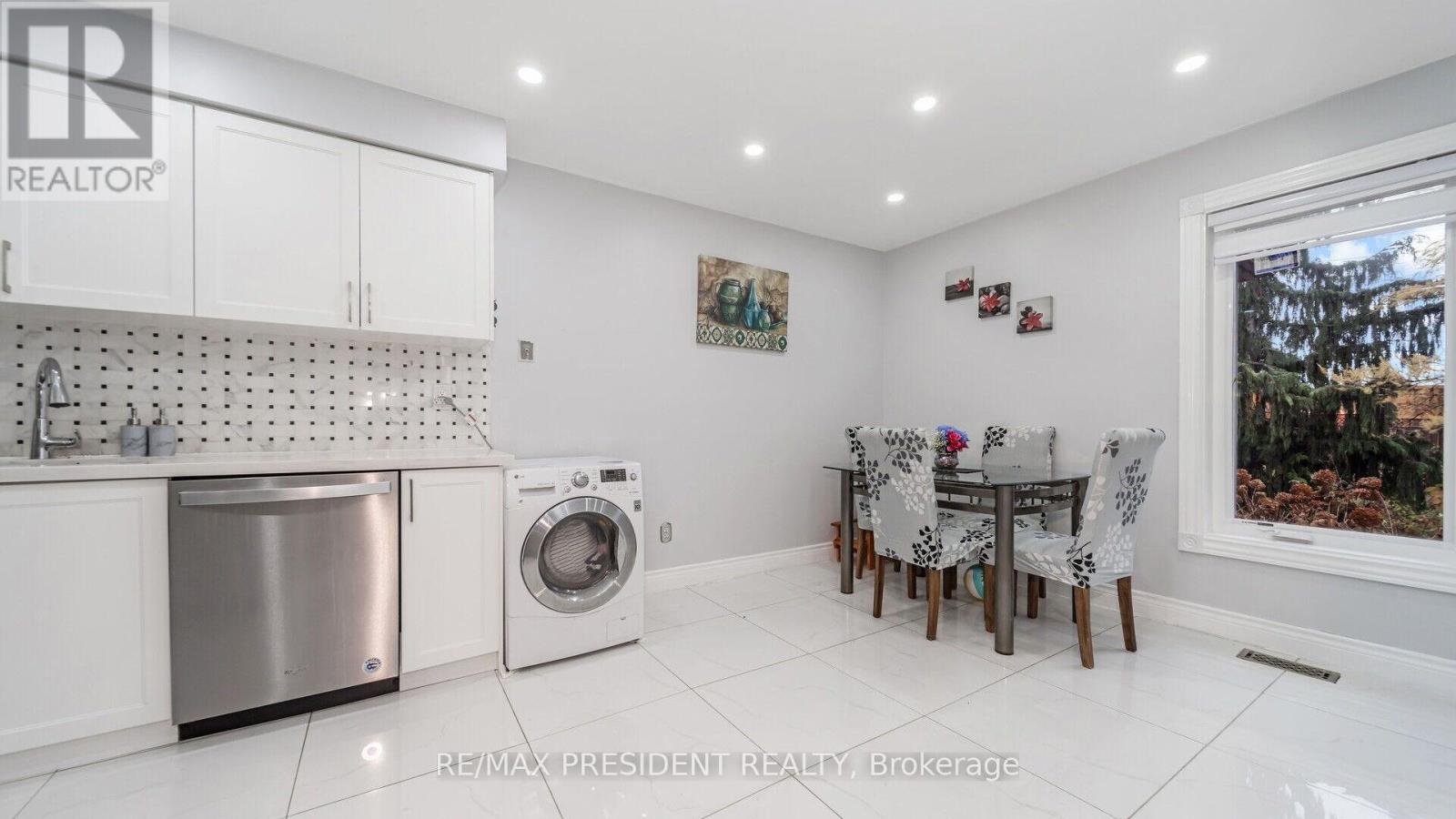 19 Quail Feather Crescent, Brampton, Ontario  L6R 1S7 - Photo 15 - W12124696