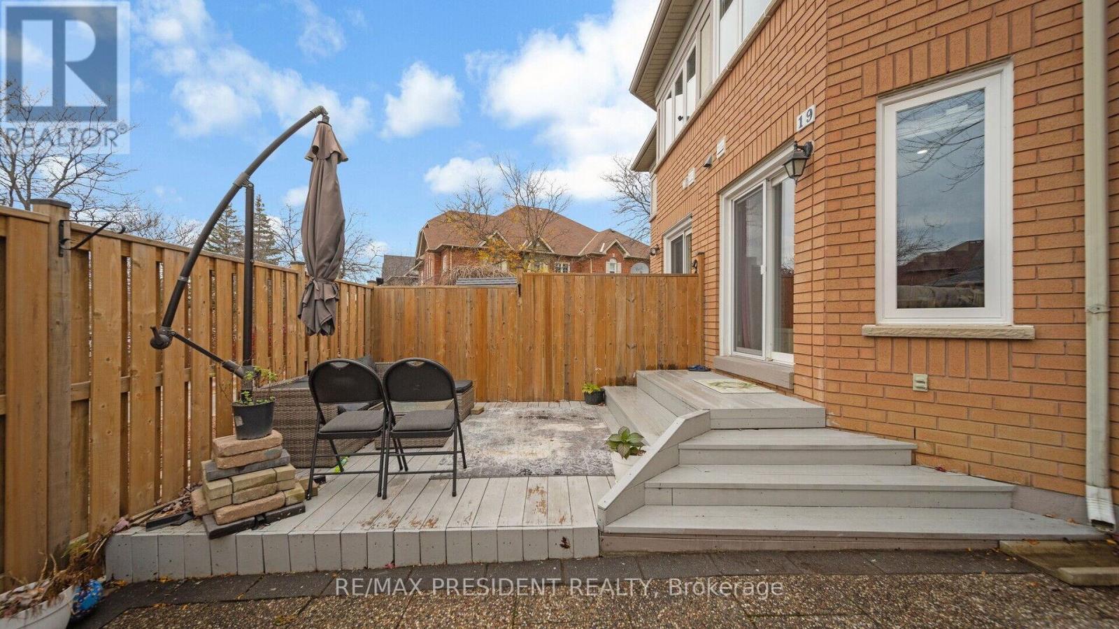19 Quail Feather Crescent, Brampton, Ontario  L6R 1S7 - Photo 36 - W12124696
