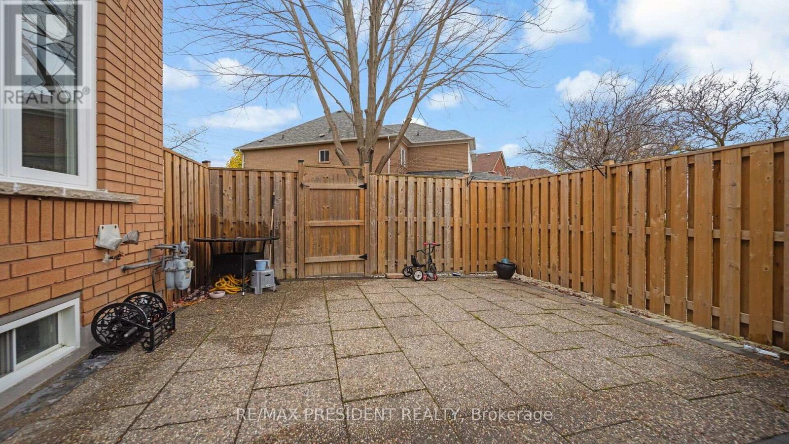 19 Quail Feather Crescent, Brampton, Ontario  L6R 1S7 - Photo 38 - W12124696