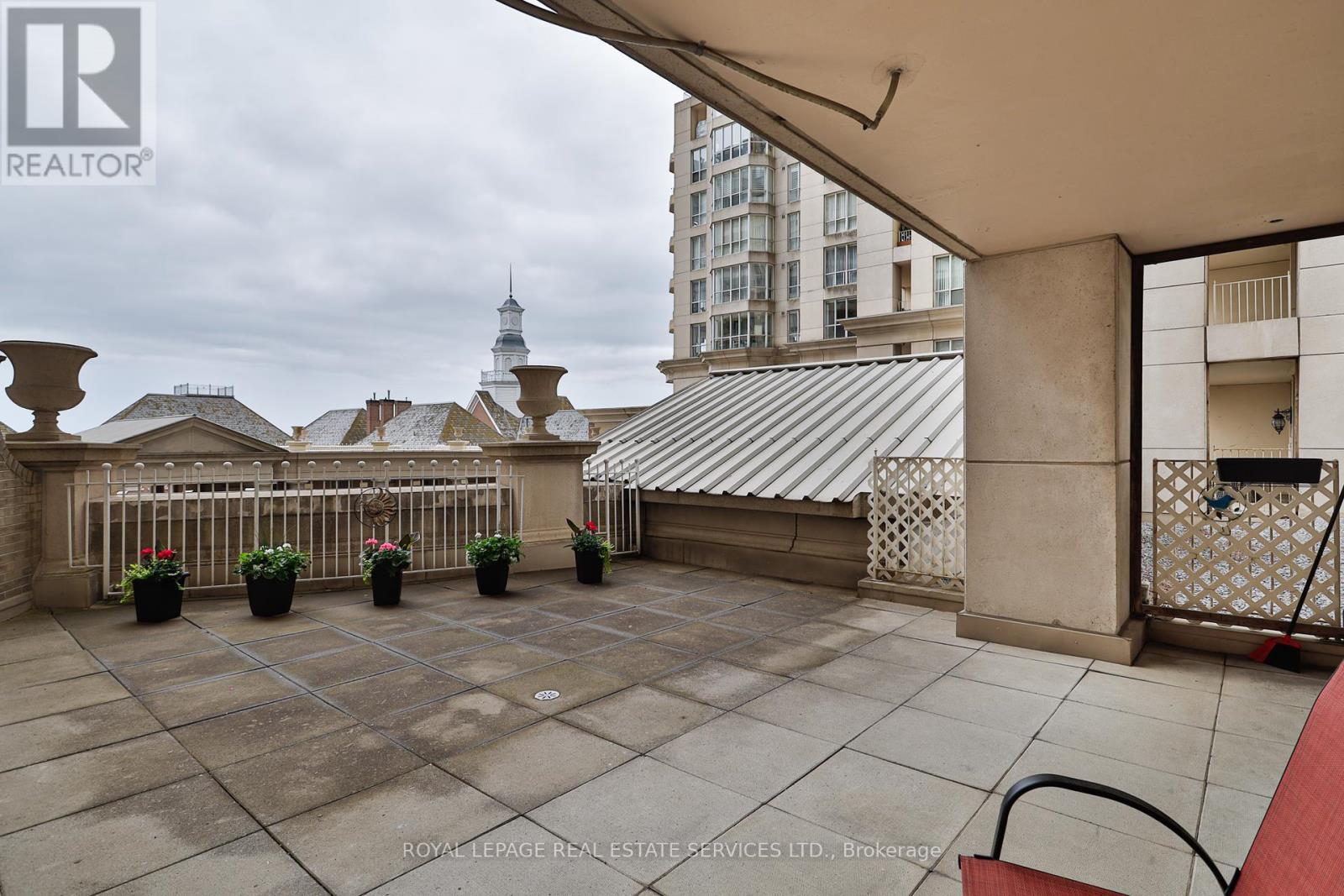 308 - 2285 Lake Shore Boulevard W, Toronto, Ontario  M8V 3X9 - Photo 11 - W12124738