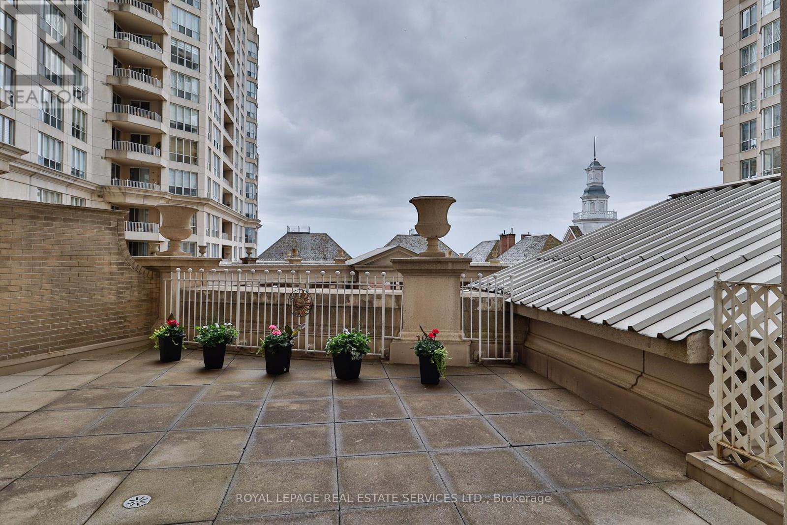 308 - 2285 Lake Shore Boulevard W, Toronto, Ontario  M8V 3X9 - Photo 12 - W12124738