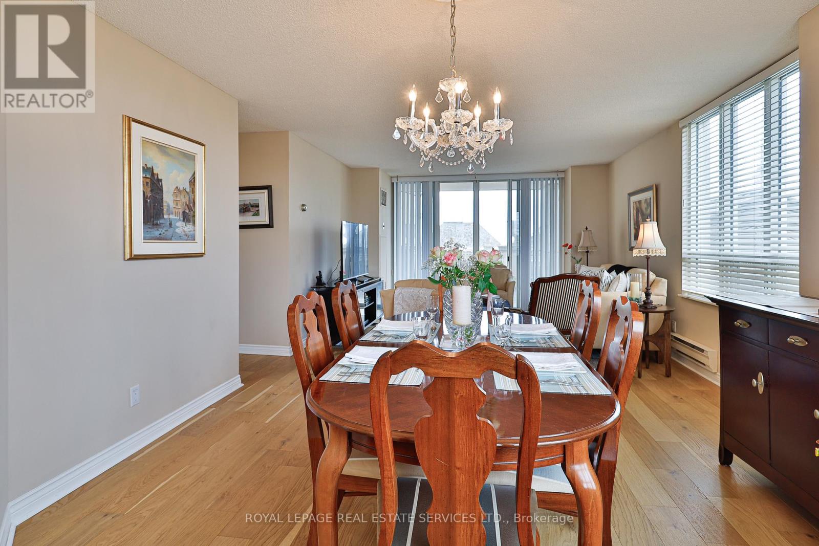 308 - 2285 Lake Shore Boulevard W, Toronto, Ontario  M8V 3X9 - Photo 6 - W12124738