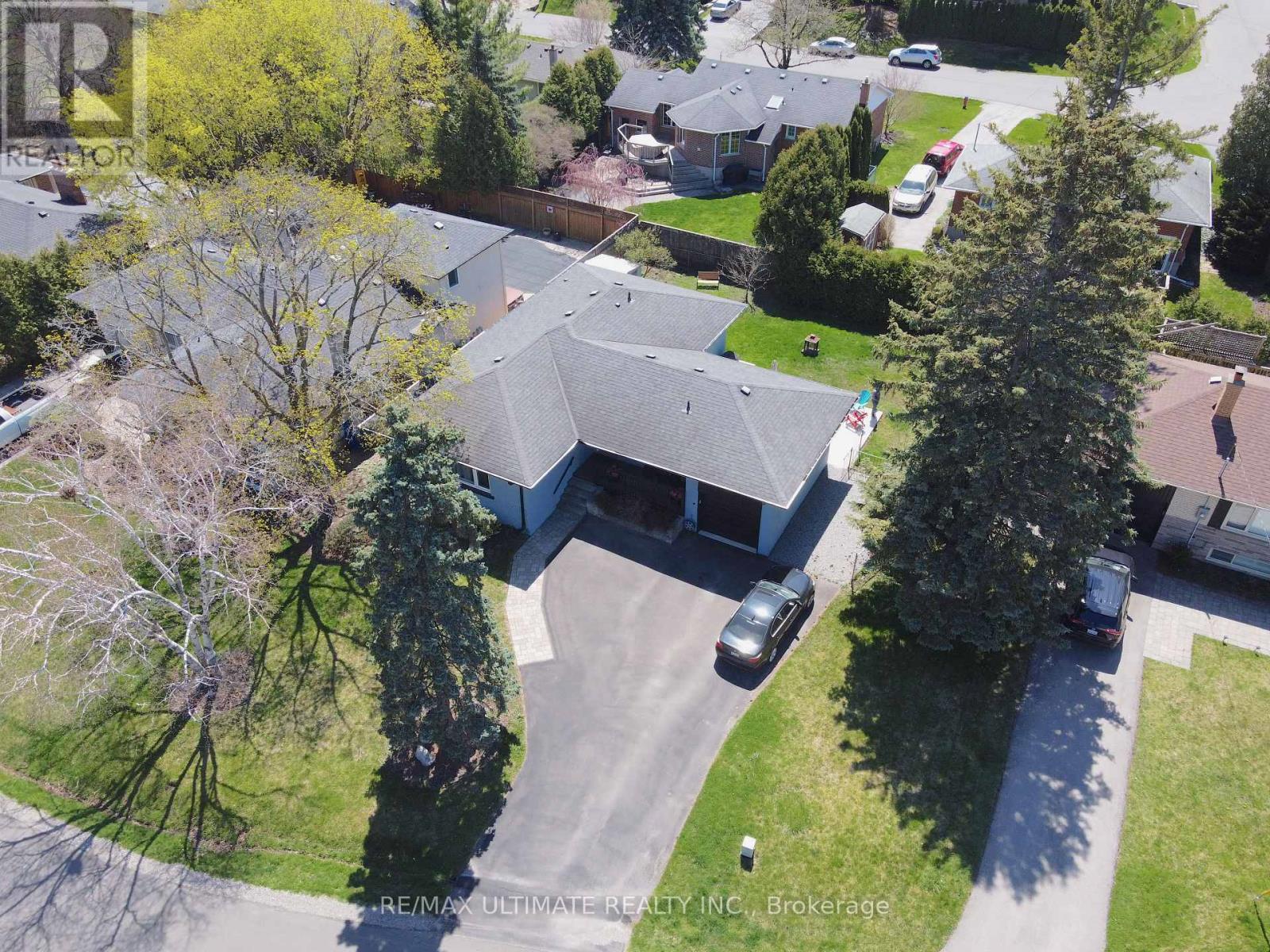 257 Wales Crescent, Oakville, Ontario  L6L 3X8 - Photo 26 - W12124740
