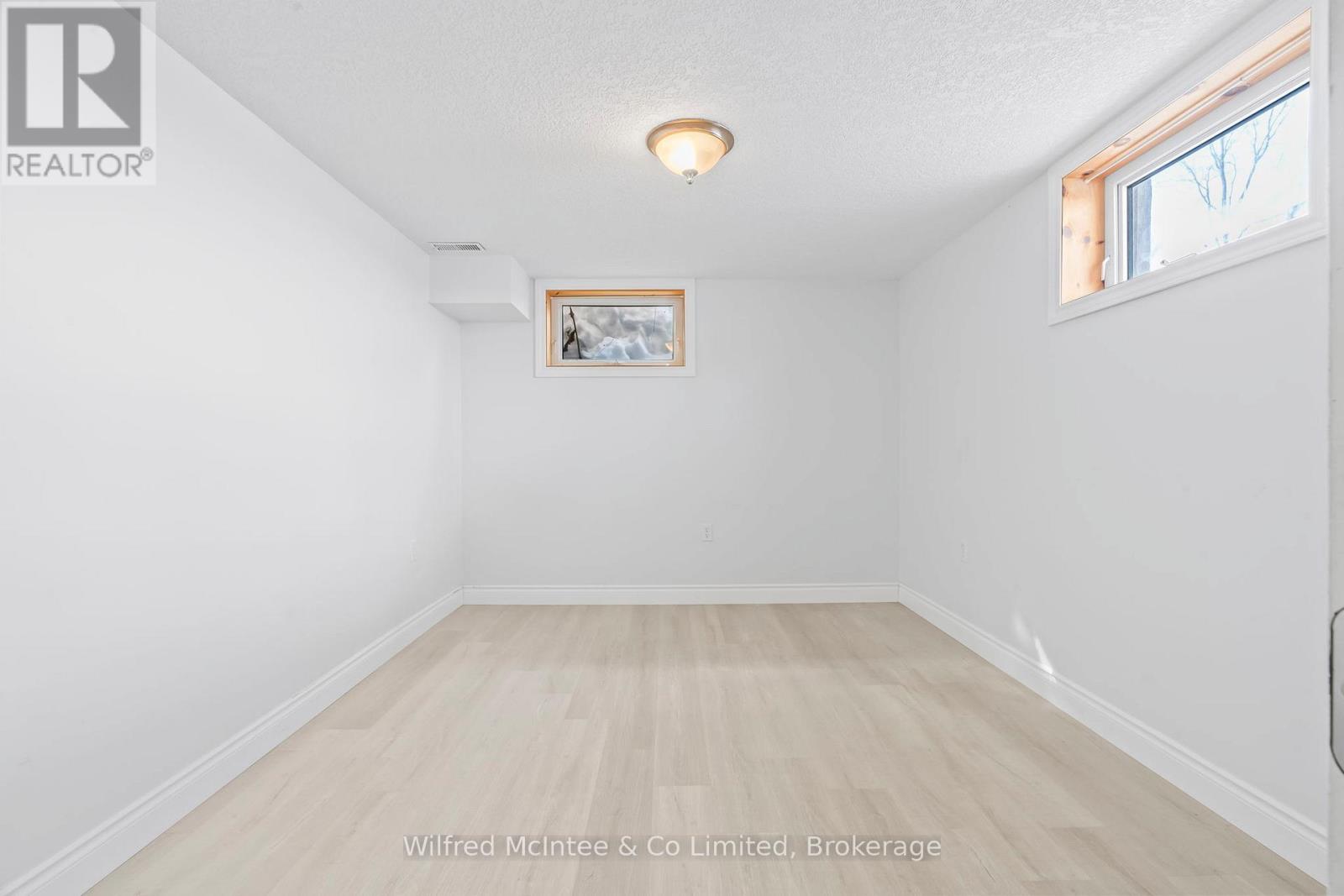 558 Queen Street N, Arran-Elderslie, Ontario N0G 2N0 - Photo 29 - X12016382