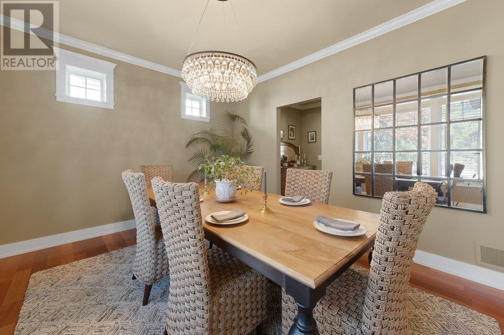 Property at 559 Long Ridge Drive image 4