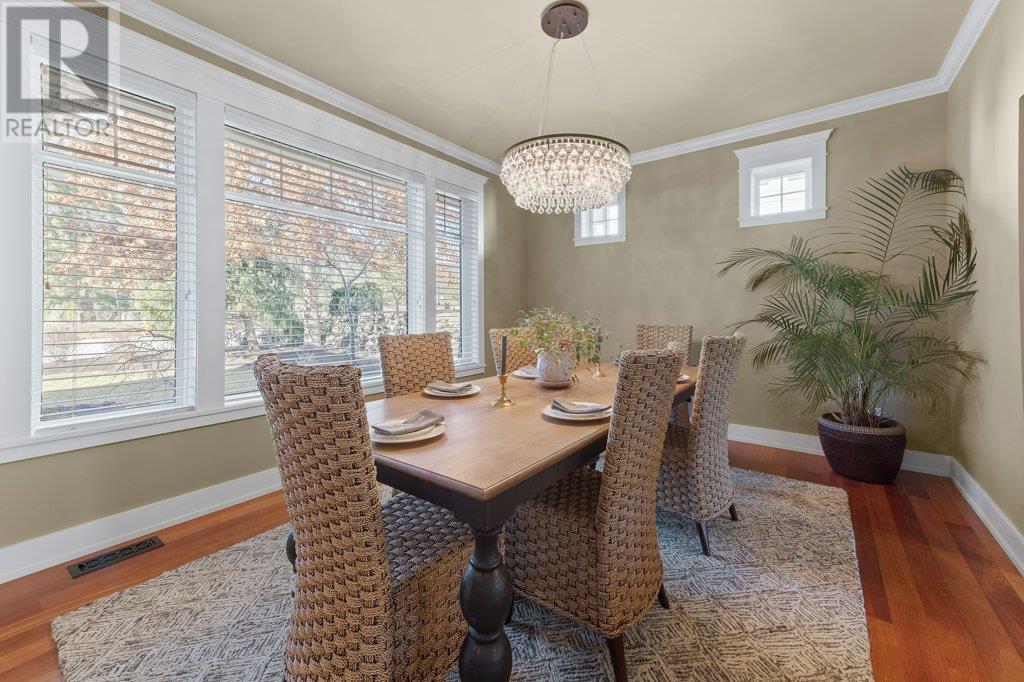 Property at 559 Long Ridge Drive image 3