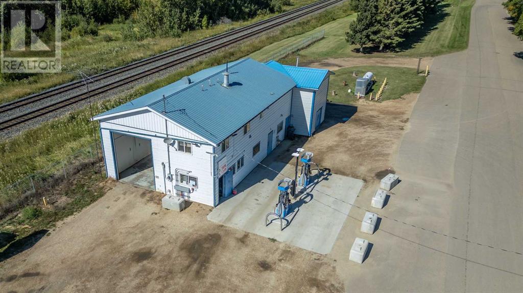 2 Railway Avenue N, Hay Lakes, Alberta  T0B 1W0 - Photo 2 - A2217843