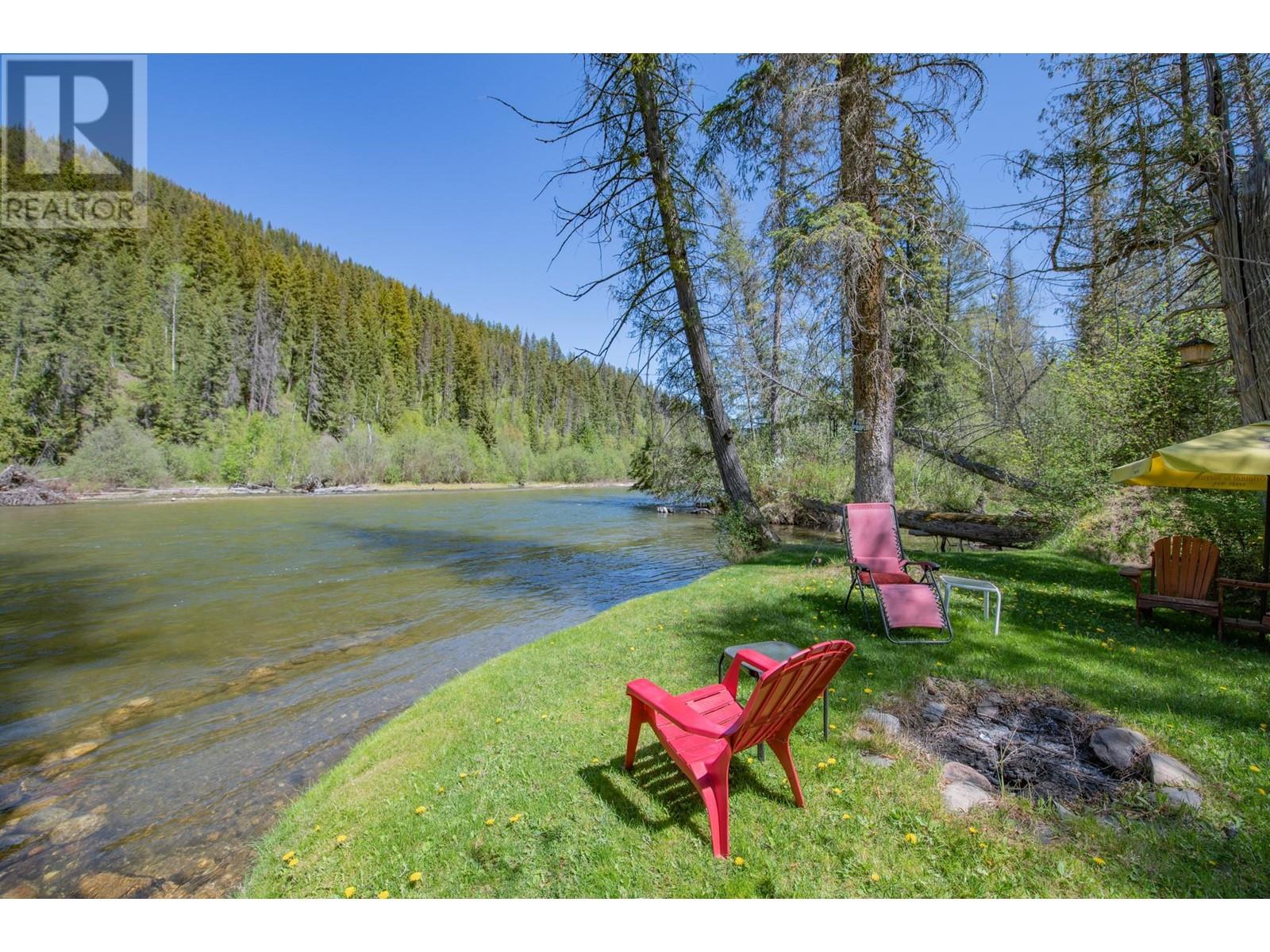 268 Sugar Lake Road, Cherryville, British Columbia