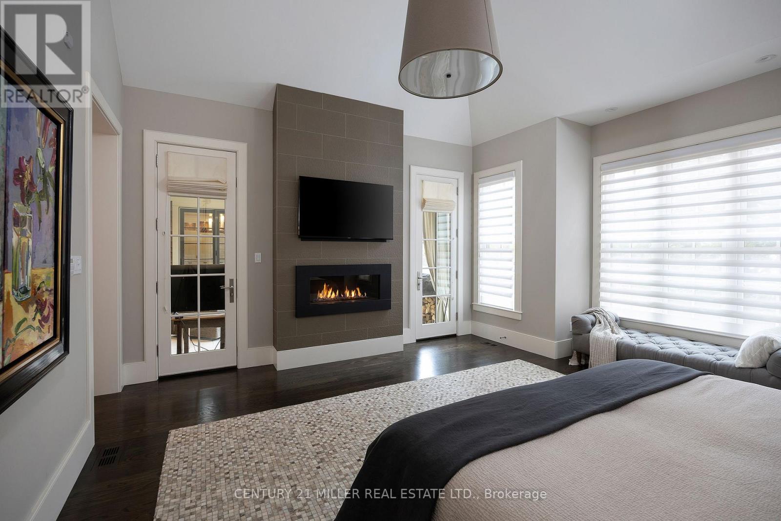 47 Allan Street, Oakville, Ontario  L6J 3M7 - Photo 37 - W12110044