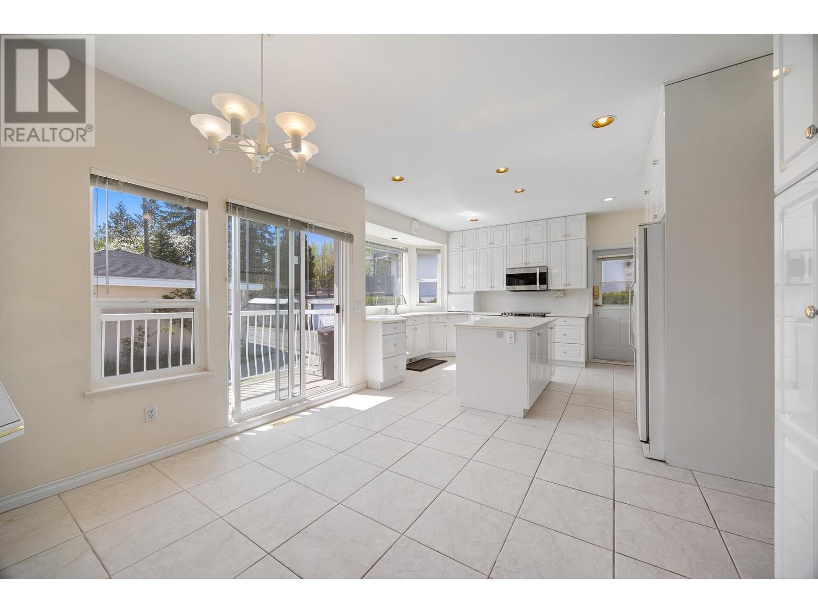4080 Brandon Street, Burnaby, British Columbia  V5G 2P8 - Photo 11 - R2997970