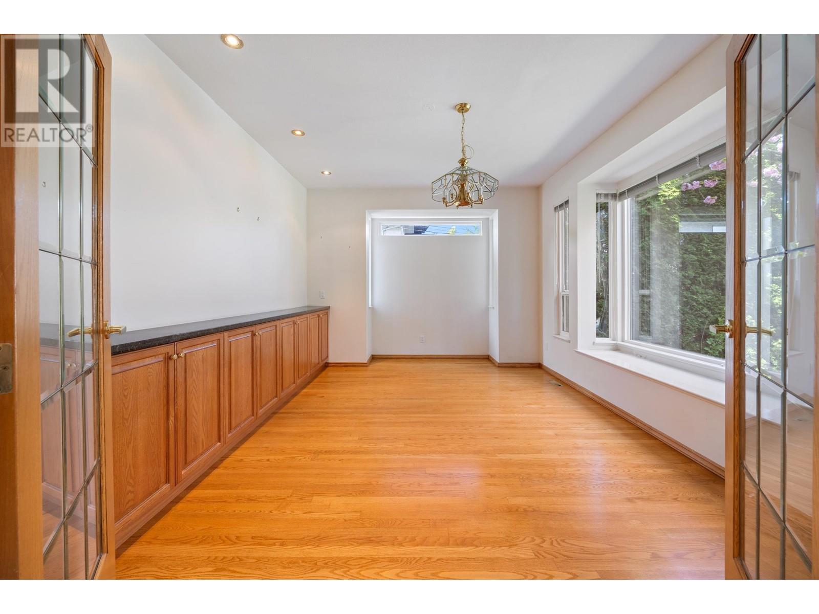4080 Brandon Street, Burnaby, British Columbia  V5G 2P8 - Photo 4 - R2997970