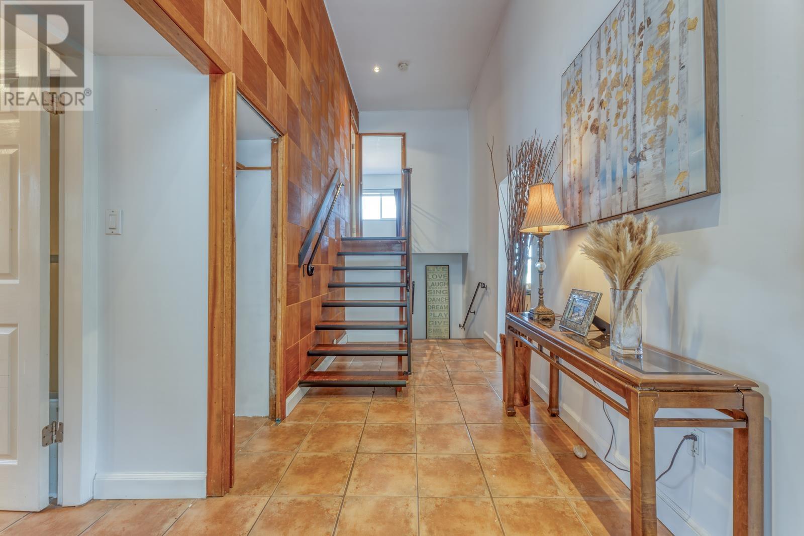 718 Tsawwassen Beach Road, Delta, British Columbia  V4M 4C7 - Photo 4 - R2997976