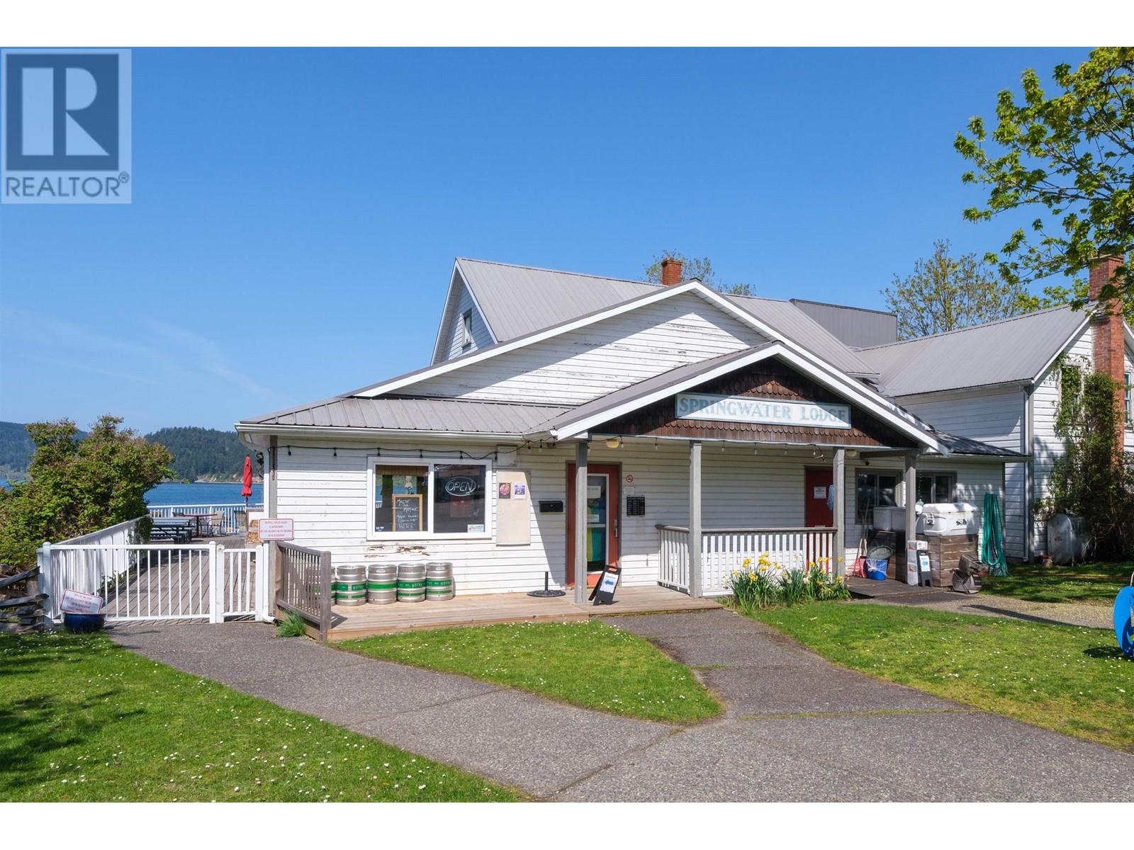 400 Fernhill Road, Mayne Island, British Columbia  V0N 2J0 - Photo 1 - C8068875