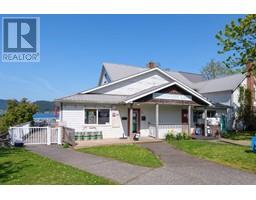 400 FERNHILL ROAD, Mayne Island, British Columbia