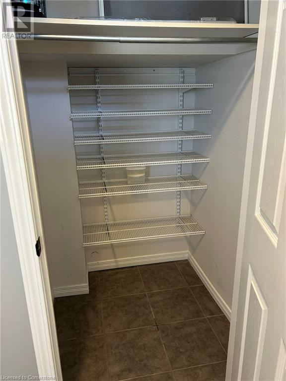 923 Glasgow Street Unit# D, Kitchener, Ontario N2N 0B5 - Photo 4 - 40722304