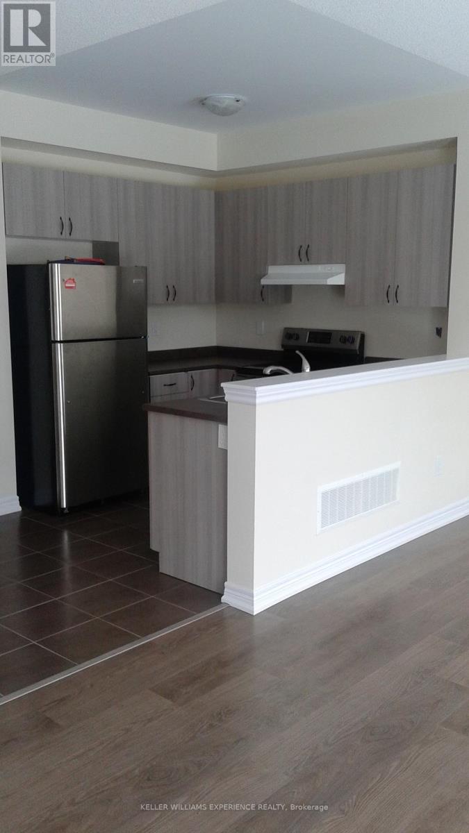 9 Greenwood Drive, Essa, Ontario  L3W 0N5 - Photo 2 - N12116590