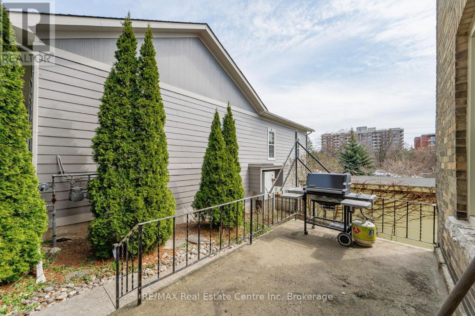 103 Surrey Street E, Guelph (Downtown), Ontario  N1H 3P7 - Photo 16 - X12124784