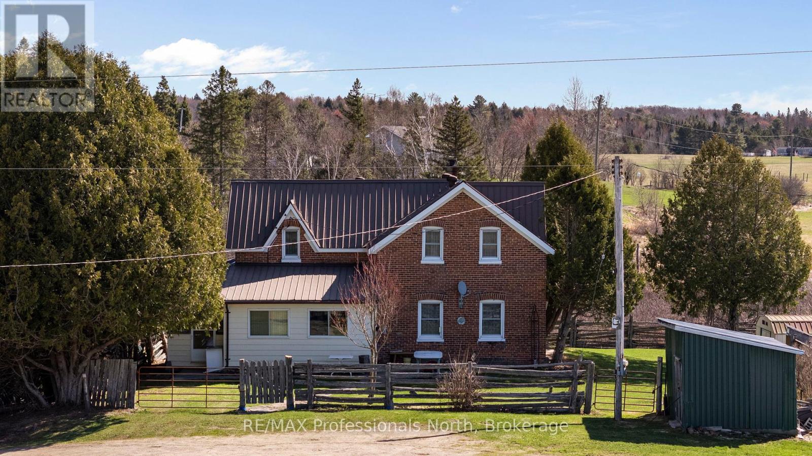 67 BITTSCHWAMM ROAD, Magnetawan, Ontario