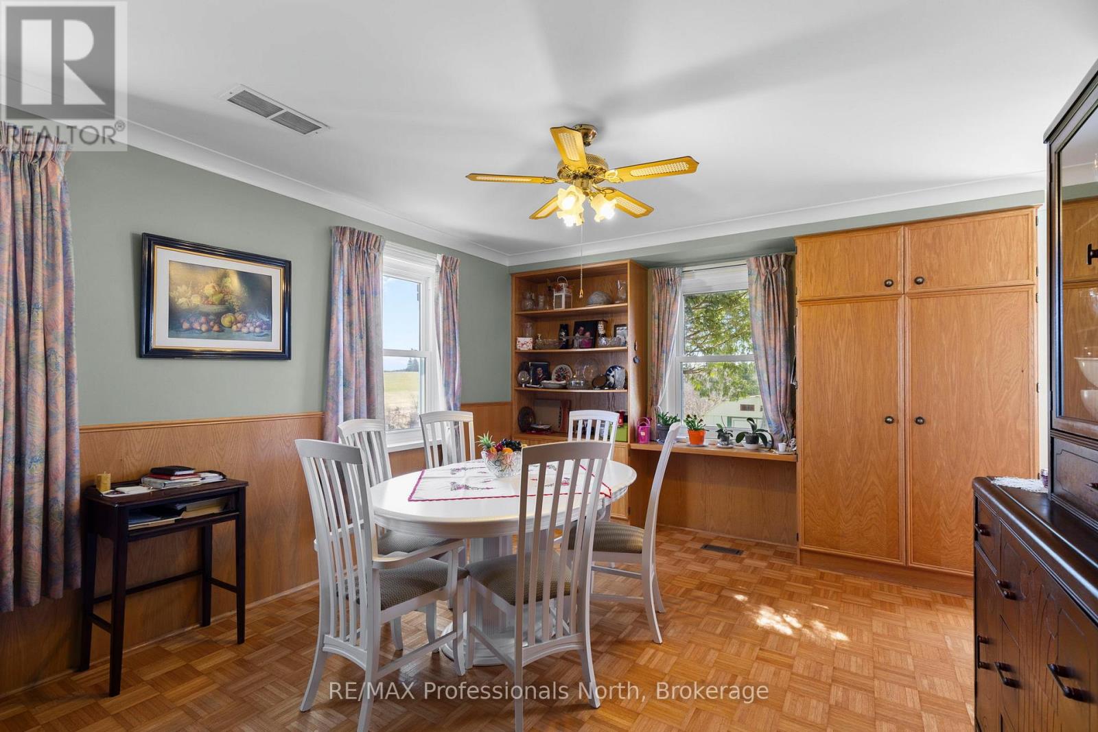 67 Bittschwamm Road, Magnetawan, Ontario  P0A 1P0 - Photo 11 - X12124819