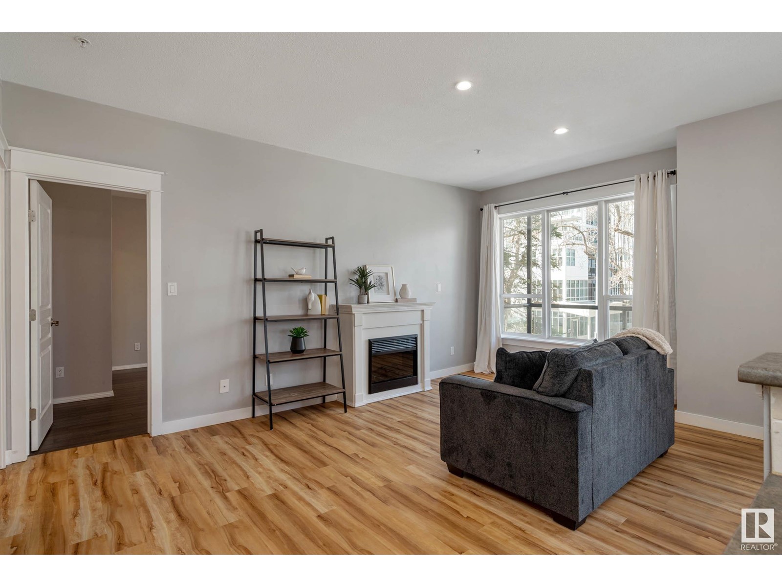 #214 10033 110 St Nw, Edmonton, Alberta  T5K 1J5 - Photo 17 - E4434527