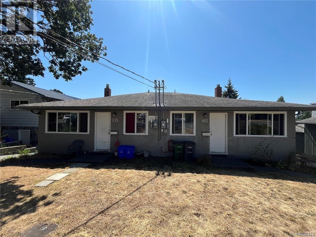 913 Falmouth Rd, Saanich, British Columbia
