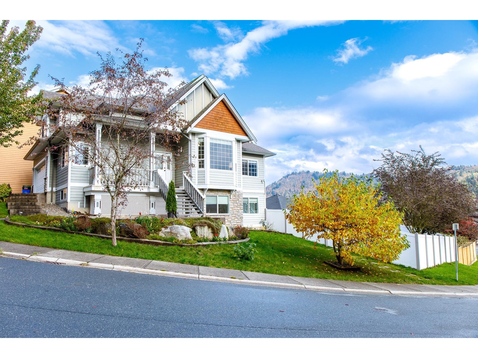 Property at 5400 CHERRYWOOD DRIVE image 2