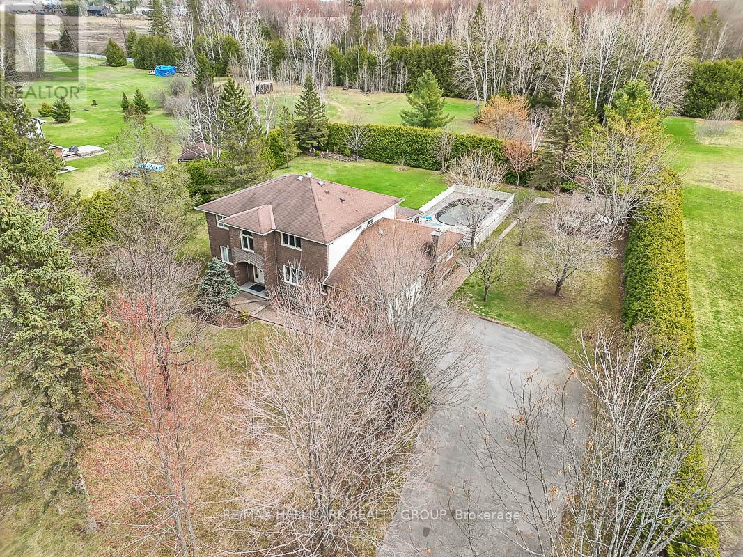 111 Huntley Manor Drive, Ottawa, Ontario  K0A 1L0 - Photo 43 - X12124796
