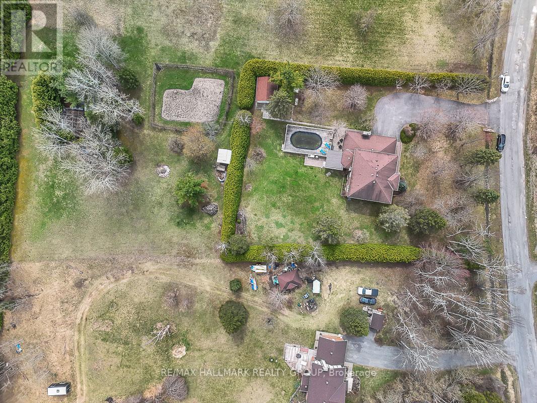 111 Huntley Manor Drive, Ottawa, Ontario  K0A 1L0 - Photo 46 - X12124796