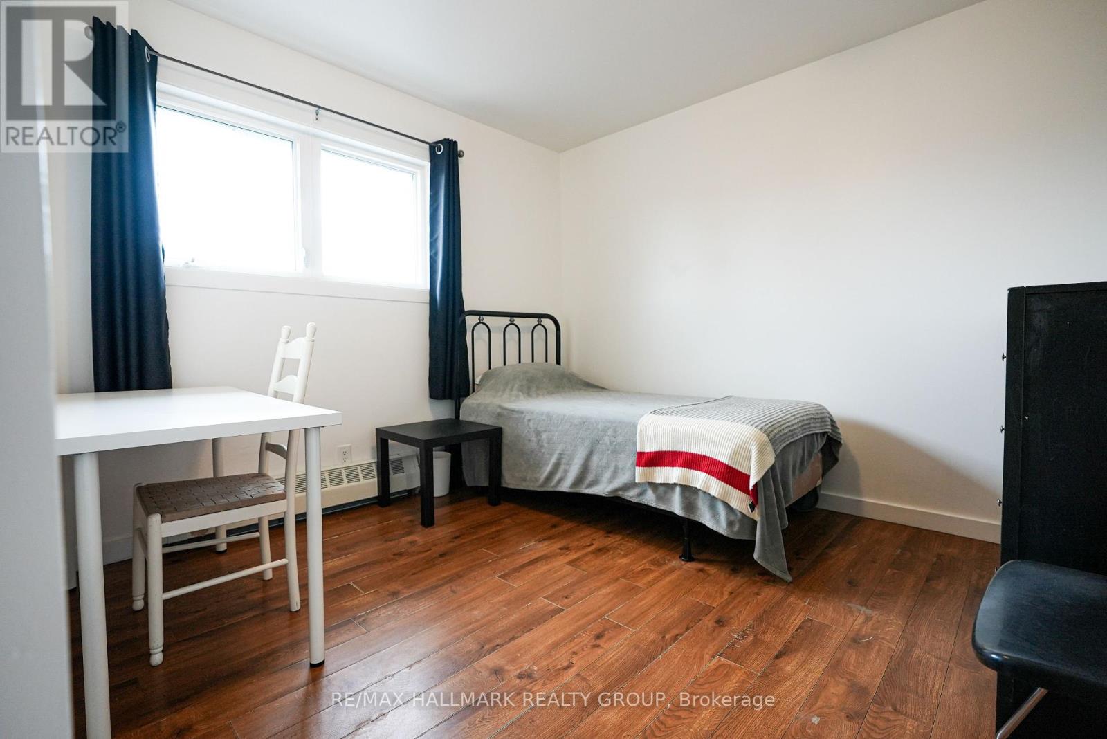924 Bermuda Avenue, Ottawa, Ontario  K1K 0V6 - Photo 15 - X12124800