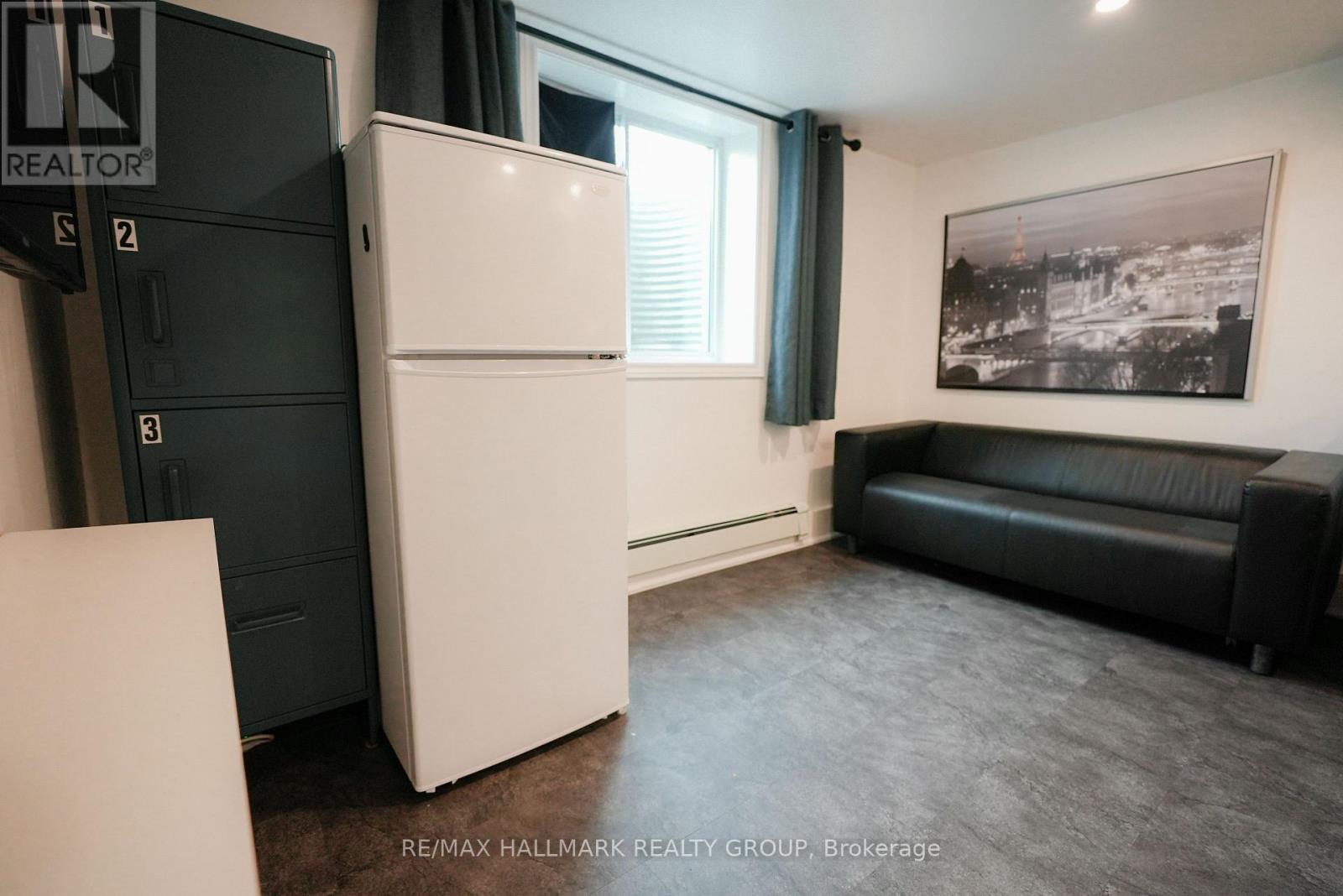 924 Bermuda Avenue, Ottawa, Ontario  K1K 0V6 - Photo 24 - X12124800