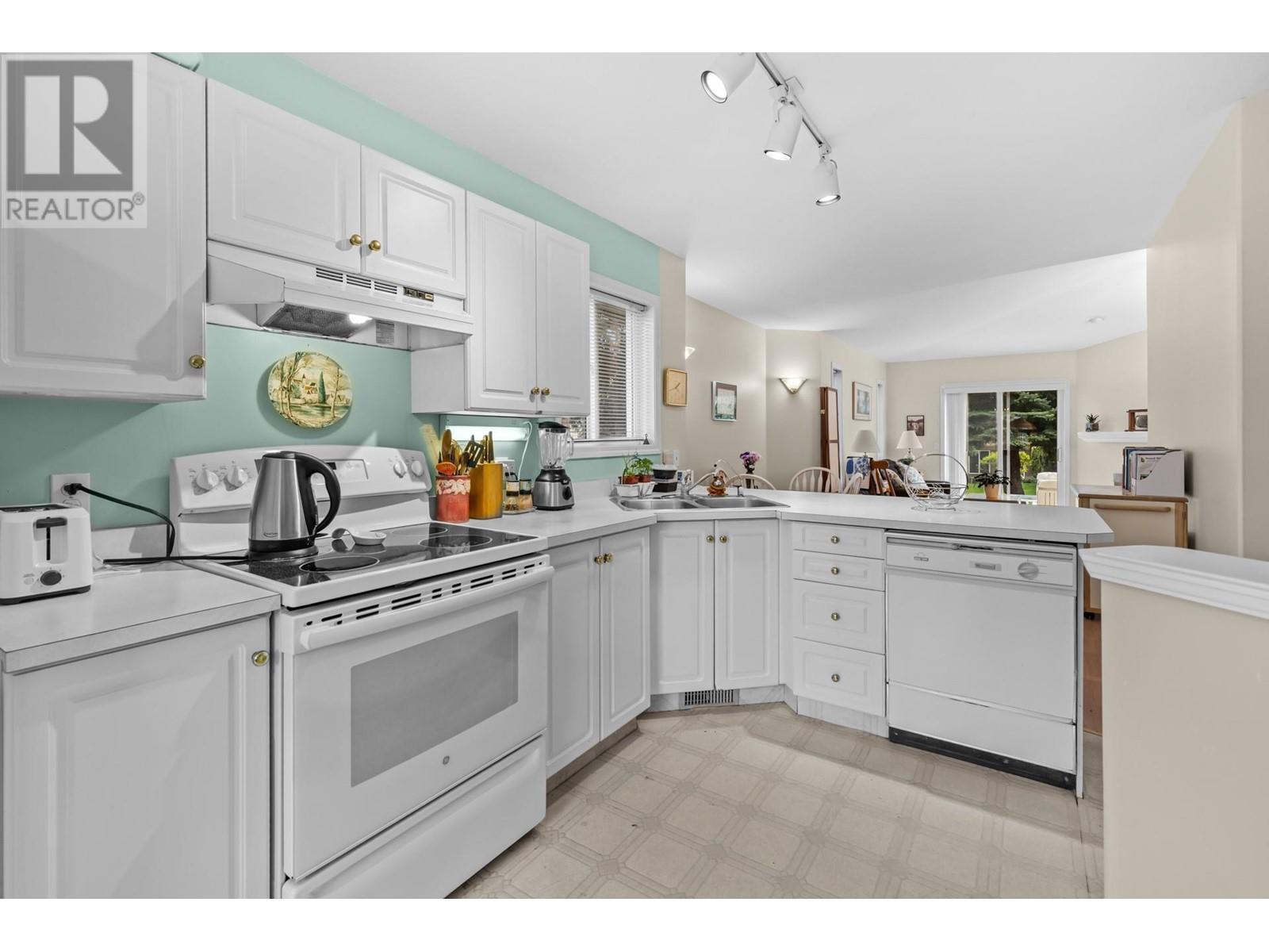 Property at 2210 Louie Drive Unit# 56 image 5