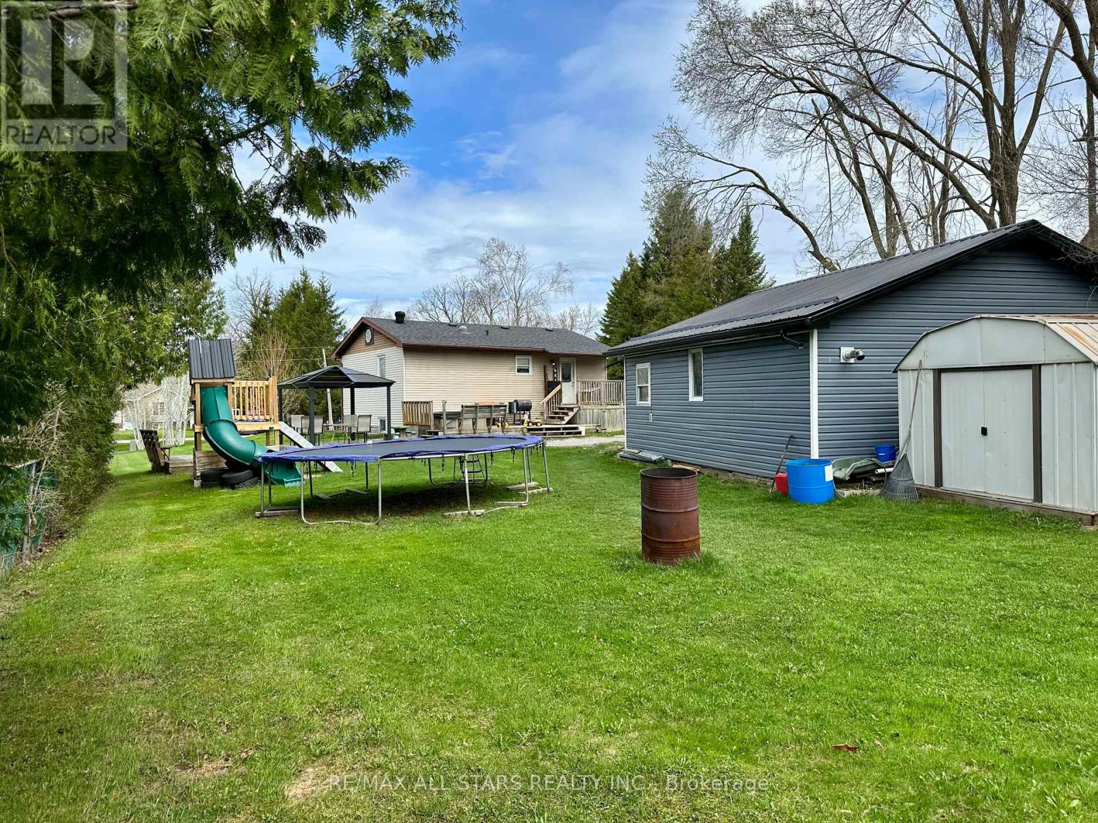 Property at 25 MAPLE GROVE ROAD image 2