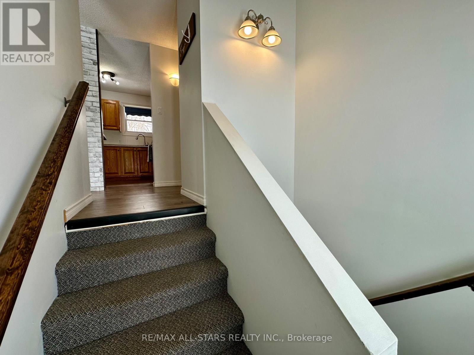 Property at 25 MAPLE GROVE ROAD image 4