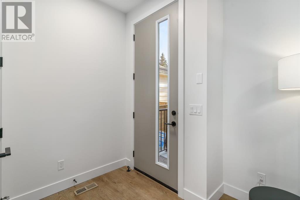 8, 2220 26 Avenue Sw, Calgary, Alberta  T2T 1E8 - Photo 3 - A2217848